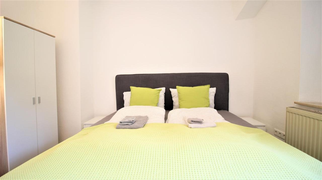 Zentral Wohnen - Inkl. Privatem Stellplatz Apartment Wurzburg Exterior photo